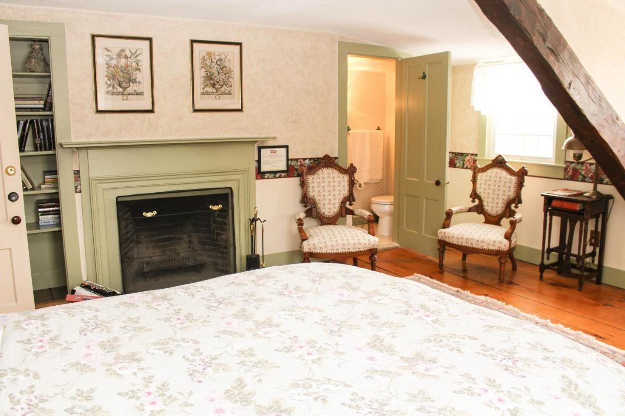 The Nutmeg Inn Мередит Экстерьер фото