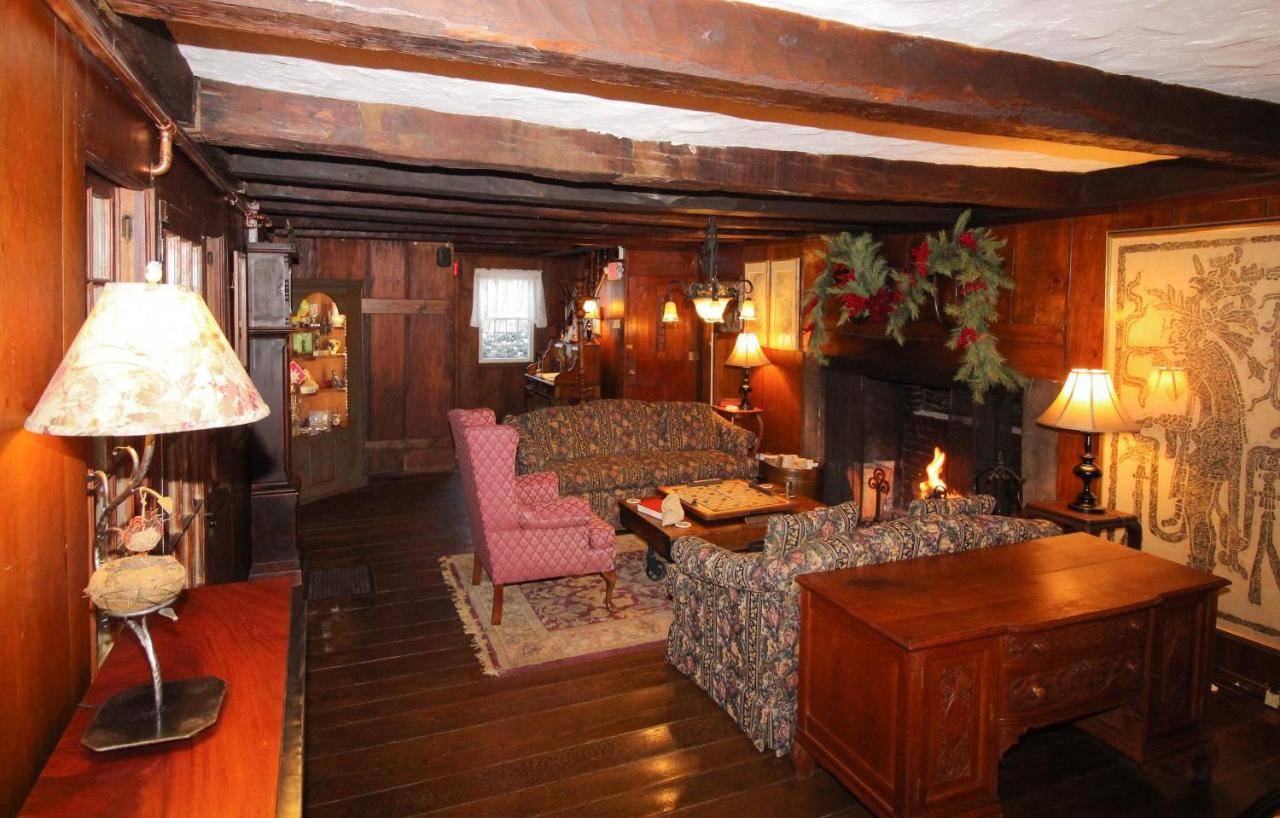 The Nutmeg Inn Мередит Экстерьер фото