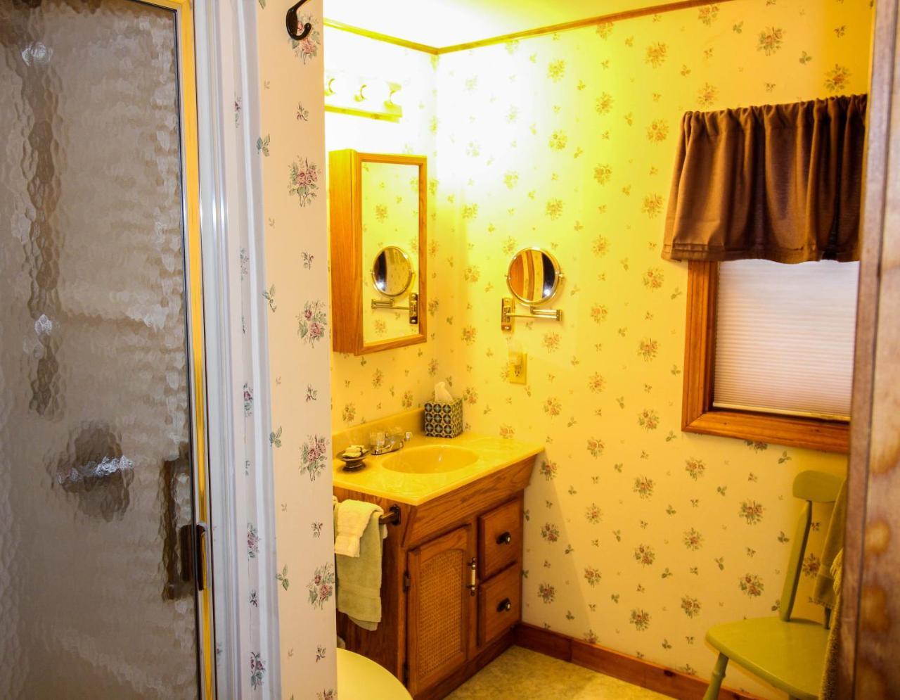 The Nutmeg Inn Мередит Экстерьер фото